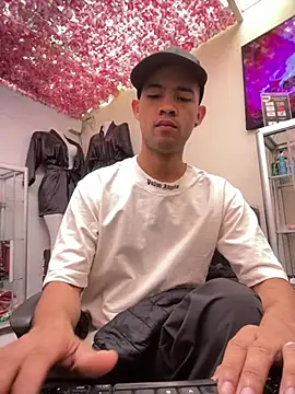 Twink X online show from 02/17/25, 02:04