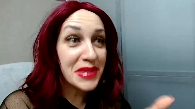 Snapshot of FetishLady89 chatting on 10/08/25, 07:00 FetishLady89 online show from 10/08/25, 07:00