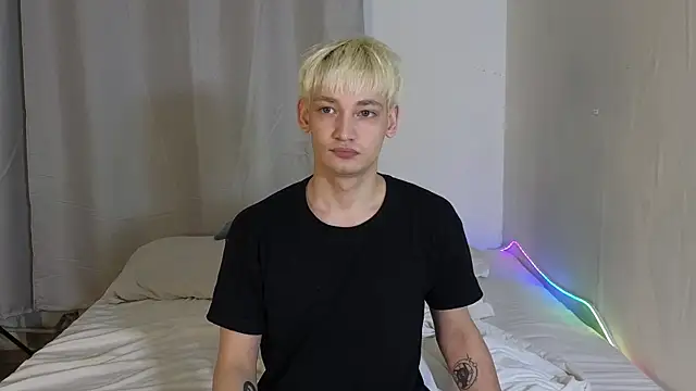 Julian wins online show from 03/31/26, 11:49