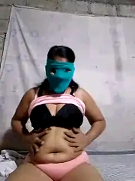 chutiaunty online show from 02/24/26, 03:48
