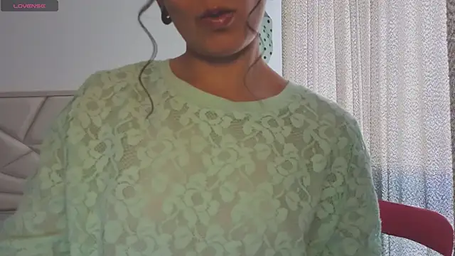 salome stockman s online show from 05/12/26, 04:26