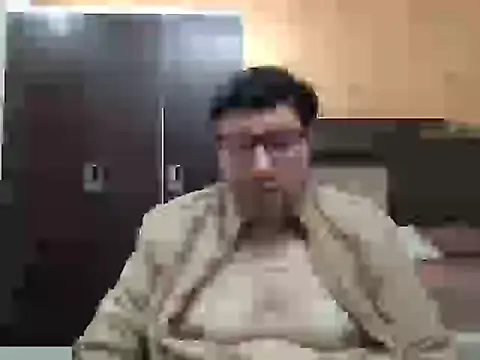 innocentboy1987 online show from 02/18/25, 07:10