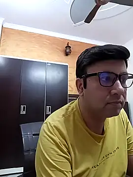 innocentboy1987 online show from 03/21/25, 07:55