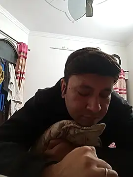 innocentboy1987 online show from 11/19/25, 06:24