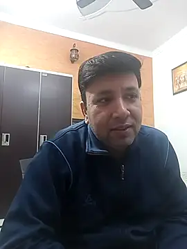 innocentboy1987 online show from 12/15/25, 06:06