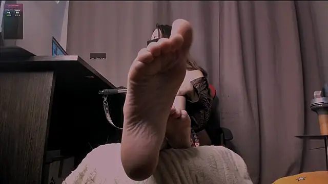 holyharlot online show from 09/27/25, 02:22