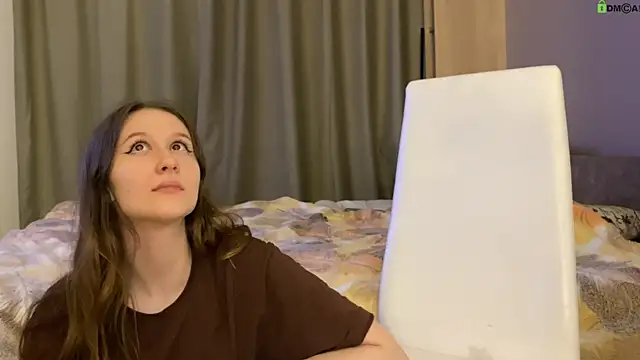 Sabrinaanddaniel online show from 05/22/26, 12:40