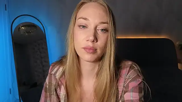 Engel 13 online show from 10/04/25, 02:26