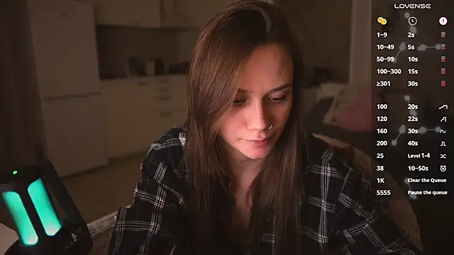 Snapshot of alexa_feels_ chatting on 03/22/25, 05:09 alexa feels online show from 03/22/25, 05:09