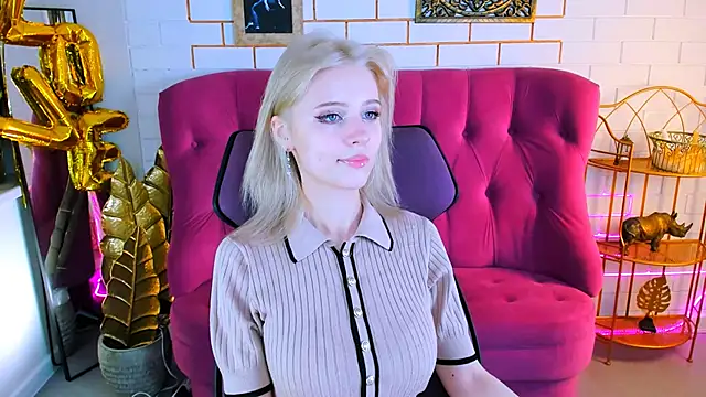 LeonaStane online show from 11/08/25, 05:01