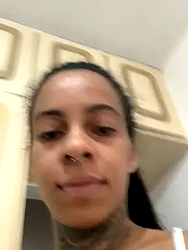 Snapshot of casalshowtime2 chatting on 11/20/25, 01:00 casalshowtime2 online show from 11/20/25, 01:00