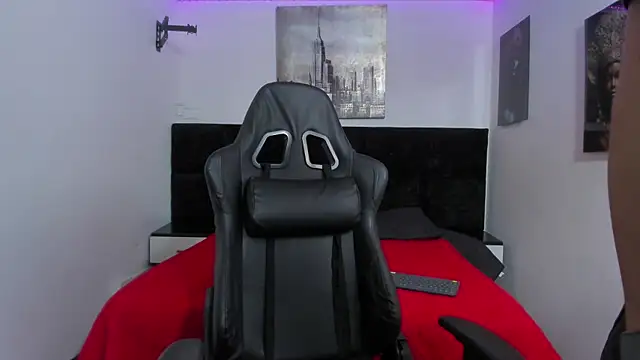 Aiiden 15 online show from 09/19/25, 12:17