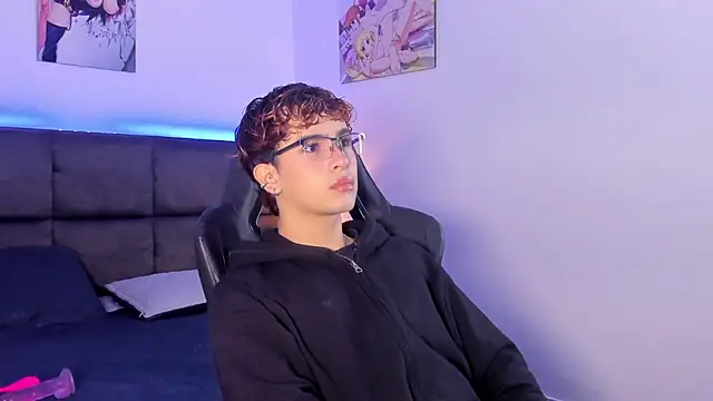 Aiiden 15 online show from 10/18/25, 11:55