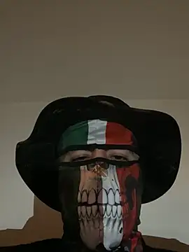 Snapshot of Gango_777 chatting on 02/08/25, 02:15 Gango 777 online show from 02/08/25, 02:15