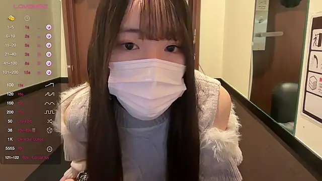 Riri  o0 online show from 02/19/25, 10:01