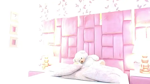 ArianaFranco online show from 06/02/26, 01:46
