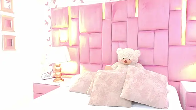 ArianaFranco online show from 06/24/26, 02:16
