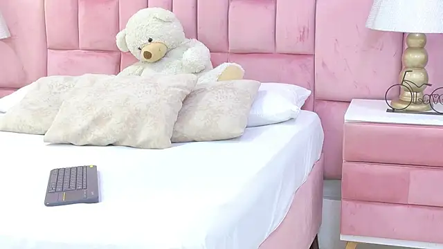 ArianaFranco online show from 07/15/26, 12:54