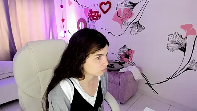 Isabela Fiorelli online show from 02/12/26, 01:17