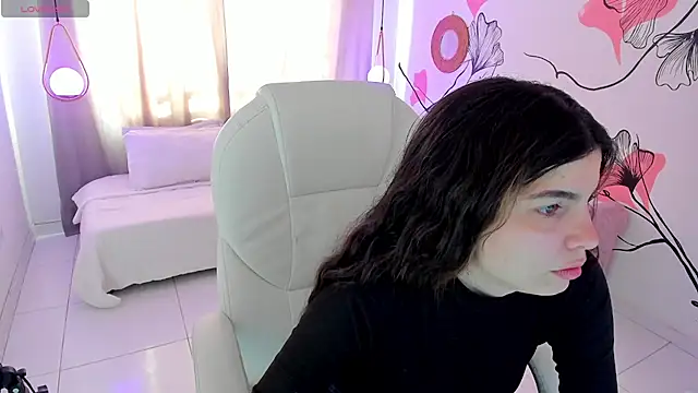 Isabela Fiorelli online show from 06/02/26, 01:46