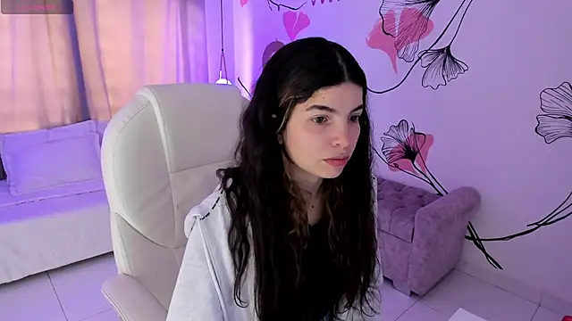 Isabela Fiorelli online show from 06/08/26, 01:55