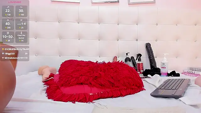 Snapshot of AgathaBladee chatting on 03/20/25, 05:47 AgathaBladee online show from 03/20/25, 05:47