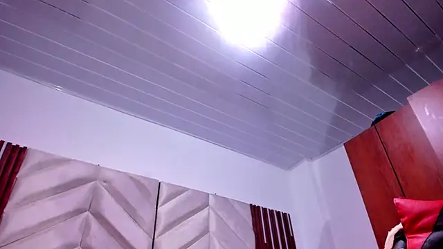 aprilvagner03 online show from 09/21/25, 04:03