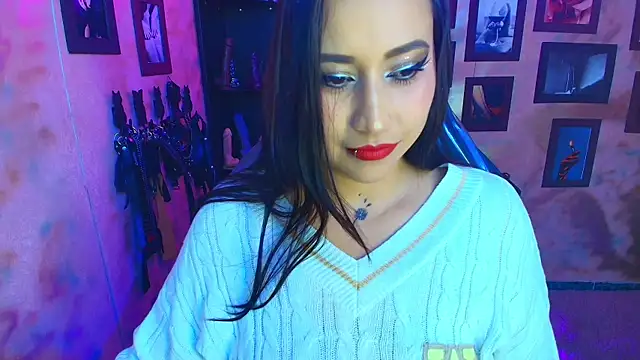 cherryy bombshelll online show from 10/03/25, 04:26