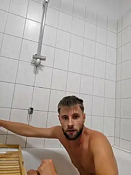 ademandjulia online show from 09/25/25, 08:01