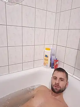 ademandjulia online show from 12/03/25, 06:17