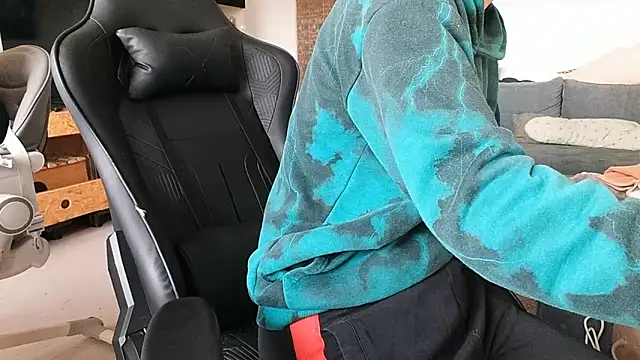 ademandjulia online show from 02/21/26, 09:32