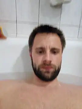 ademandjulia online show from 04/21/26, 08:12