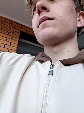 And25bn online show from 11/03/25, 07:09