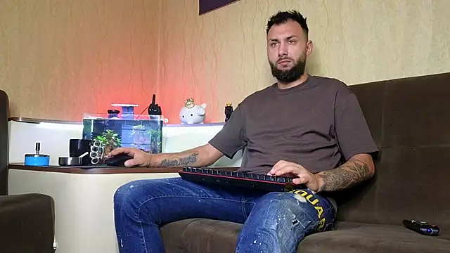 JamieNoxus online show from 10/01/25, 05:46