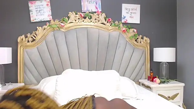 LindaBird online show from 03/20/25, 05:36