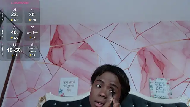 LindaBird online show from 02/02/26, 09:24