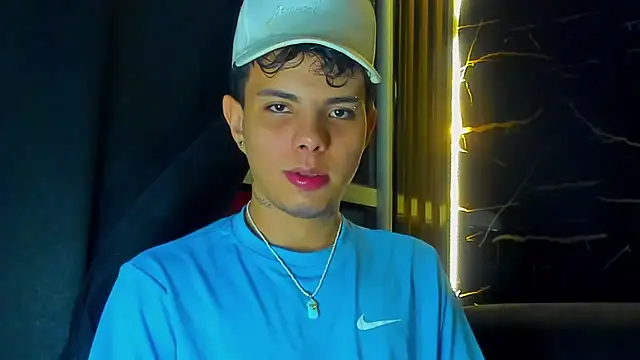 Alessandro 1610 online show from 04/19/26, 04:01