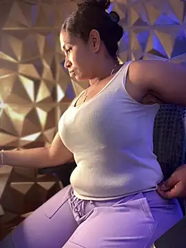 Carola-Ross online show from 02/13/25, 03:29