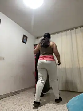 Carola-Ross online show from 12/04/25, 05:43