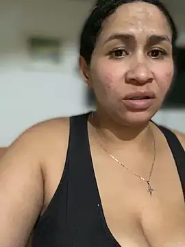 Carola-Ross online show from 12/23/25, 12:08