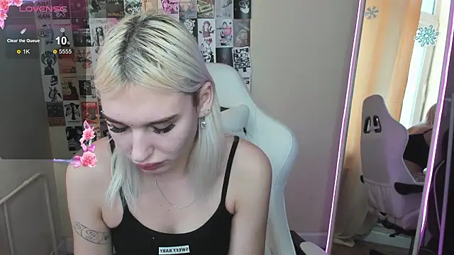 EvelinaLuu online show from 01/17/26, 03:55