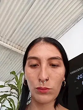 single mother indecent online show from 09/26/25, 01:37