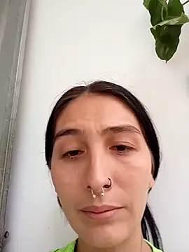 single mother indecent online show from 11/11/25, 11:21