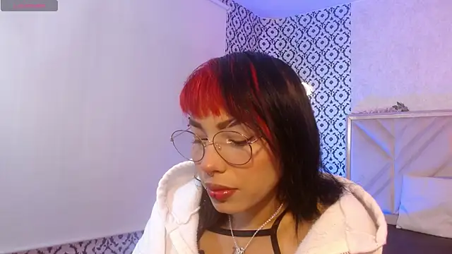 Issa tay1 online show from 05/29/26, 03:15