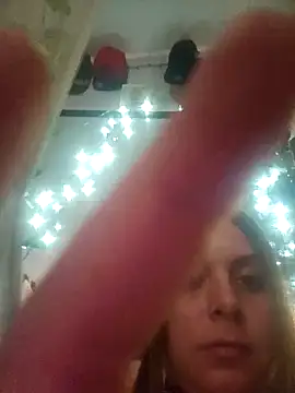 ShysluutGia online show from 10/13/25, 09:59