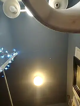 ShysluutGia online show from 11/30/25, 01:20