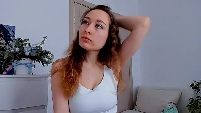 Snapshot of marilinaal chatting on 02/27/25, 07:12 marilinaal online show from 02/27/25, 07:12