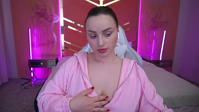 Snapshot of LindsieGreyy chatting on 03/20/25, 11:38 LindsieGreyy online show from 03/20/25, 11:38