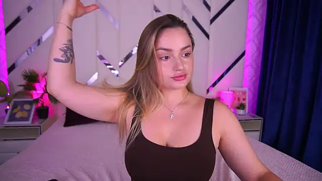 Snapshot of LindsieGreyy chatting on 10/17/25, 07:11 LindsieGreyy online show from 10/17/25, 07:11