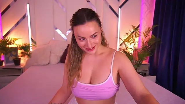 Snapshot of LindsieGreyy chatting on 11/26/25, 08:37 LindsieGreyy online show from 11/26/25, 08:37